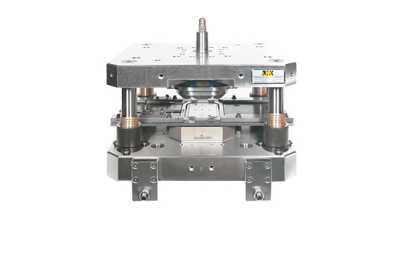 Automatic rectangular pre curl edge bottom die