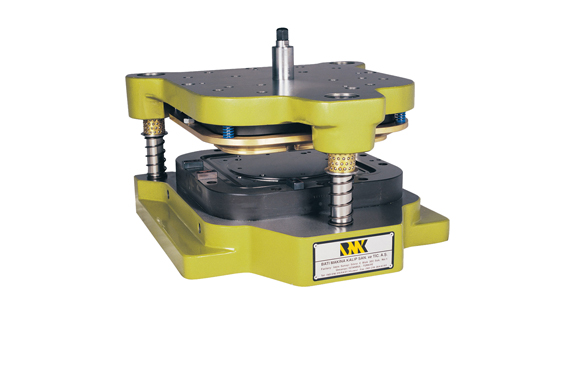 17 kg. flat edge square bottom die.